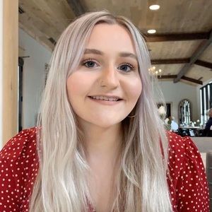 Meet your Posher, Marissa